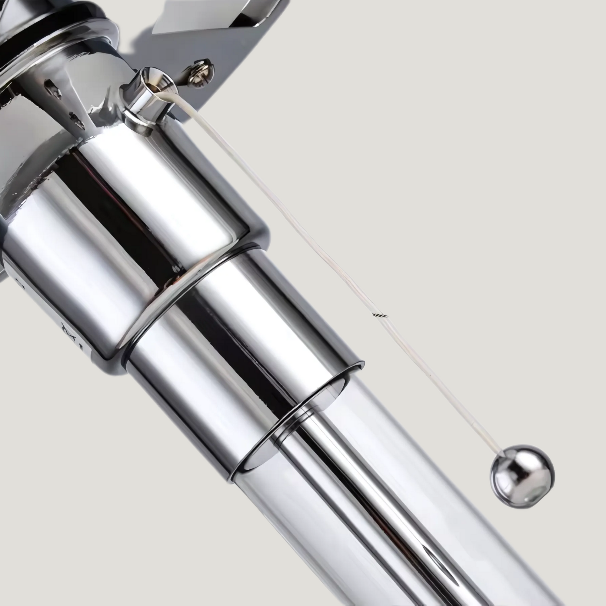 Ø 18 cm x ⭥ 36 cm