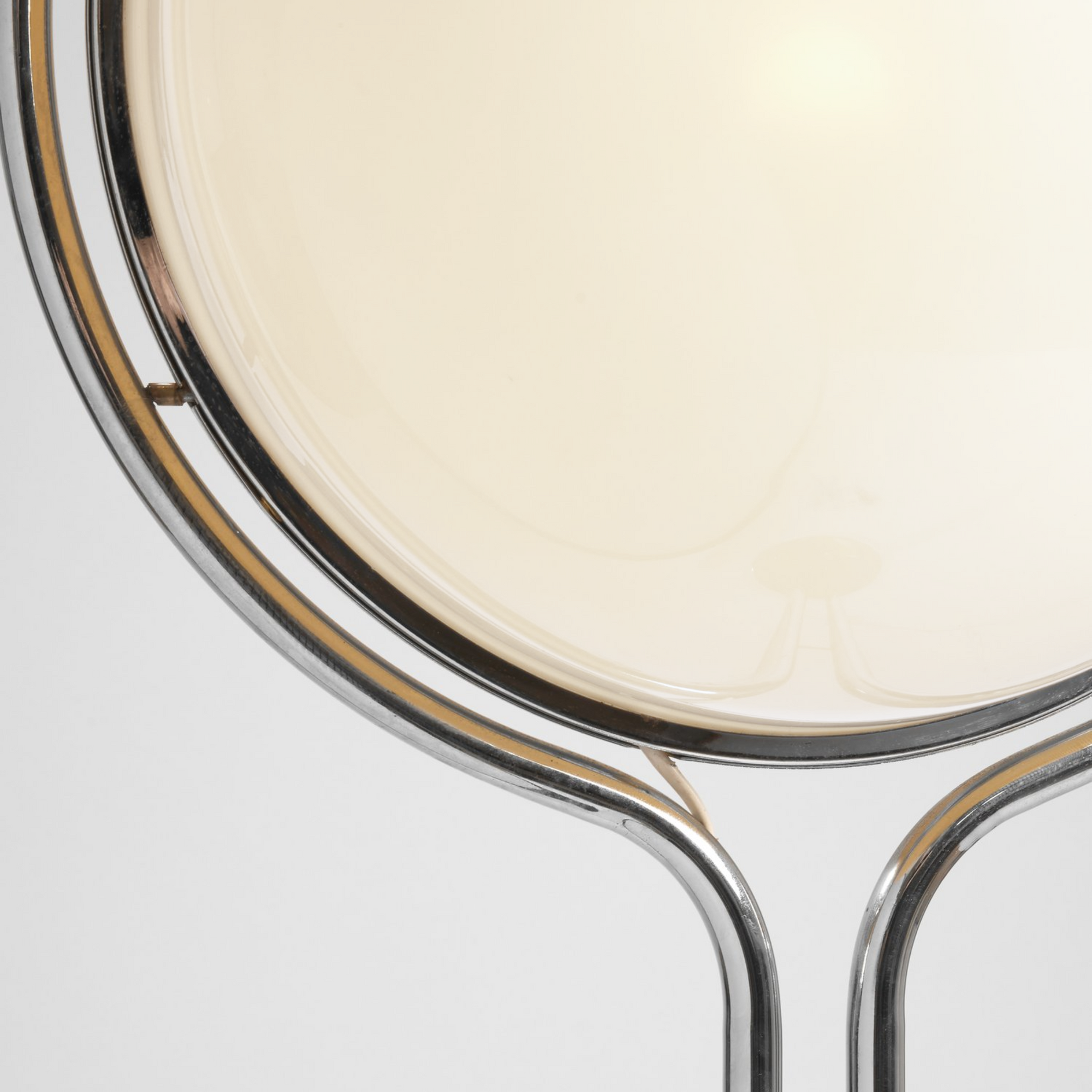 Ø 40 cm x ⭥ 120 cm