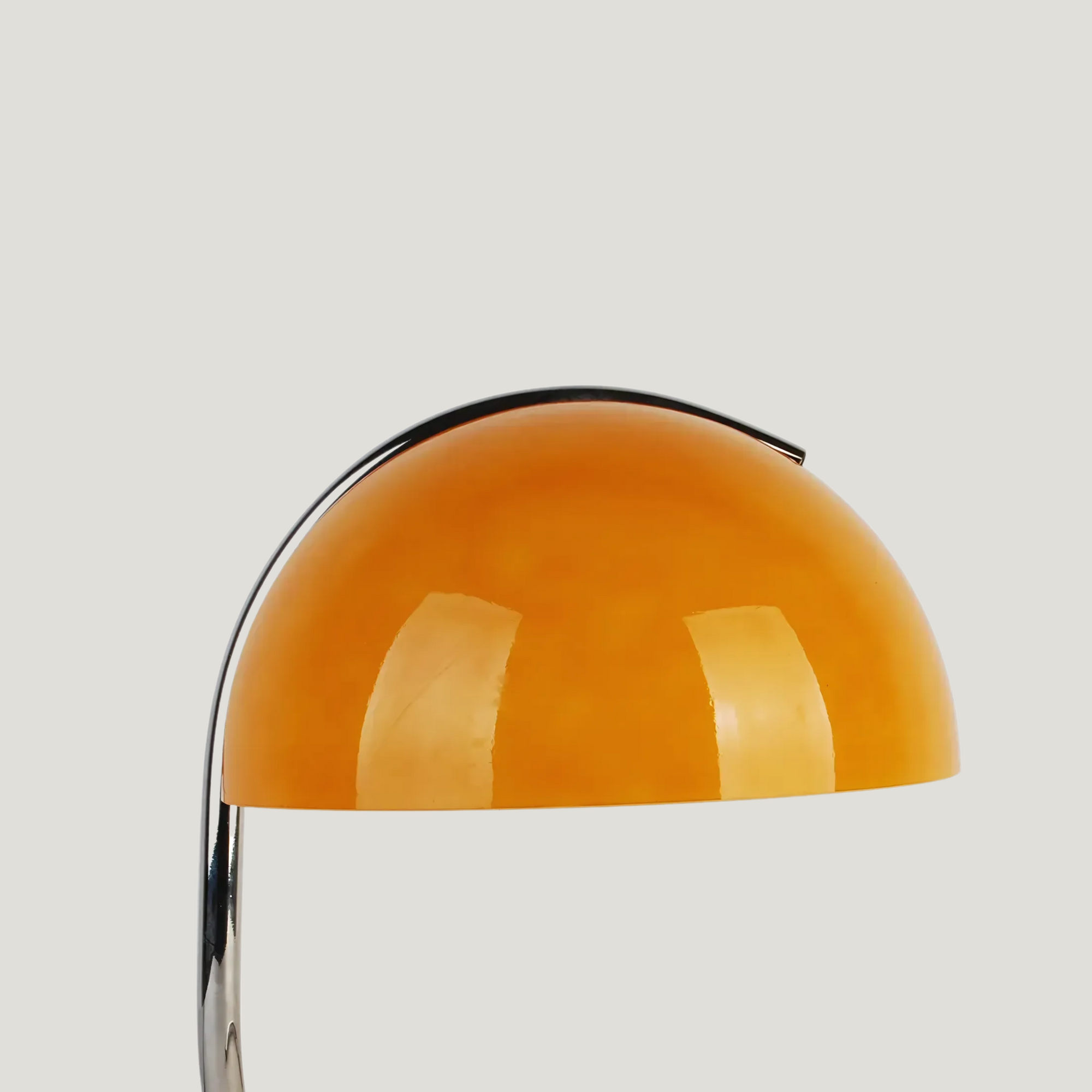 Ø 28 cm x ⭥ 38 cm