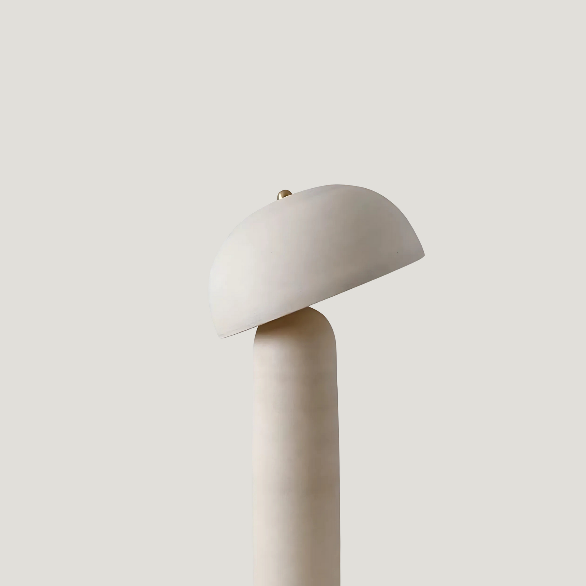 Ø 22 cm x ⭥ 33 cm