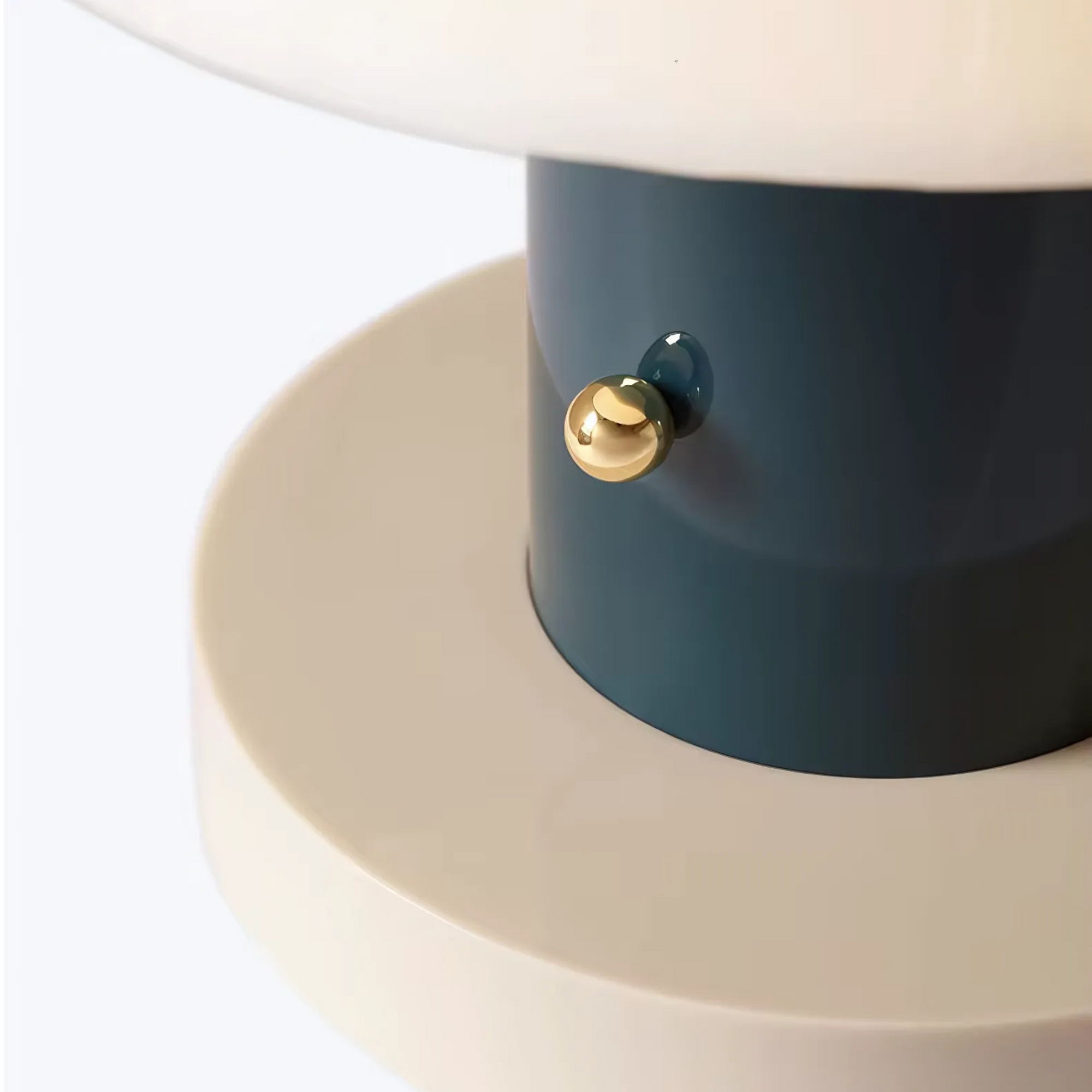 Ø 18 cm x ⭥ 28 cm