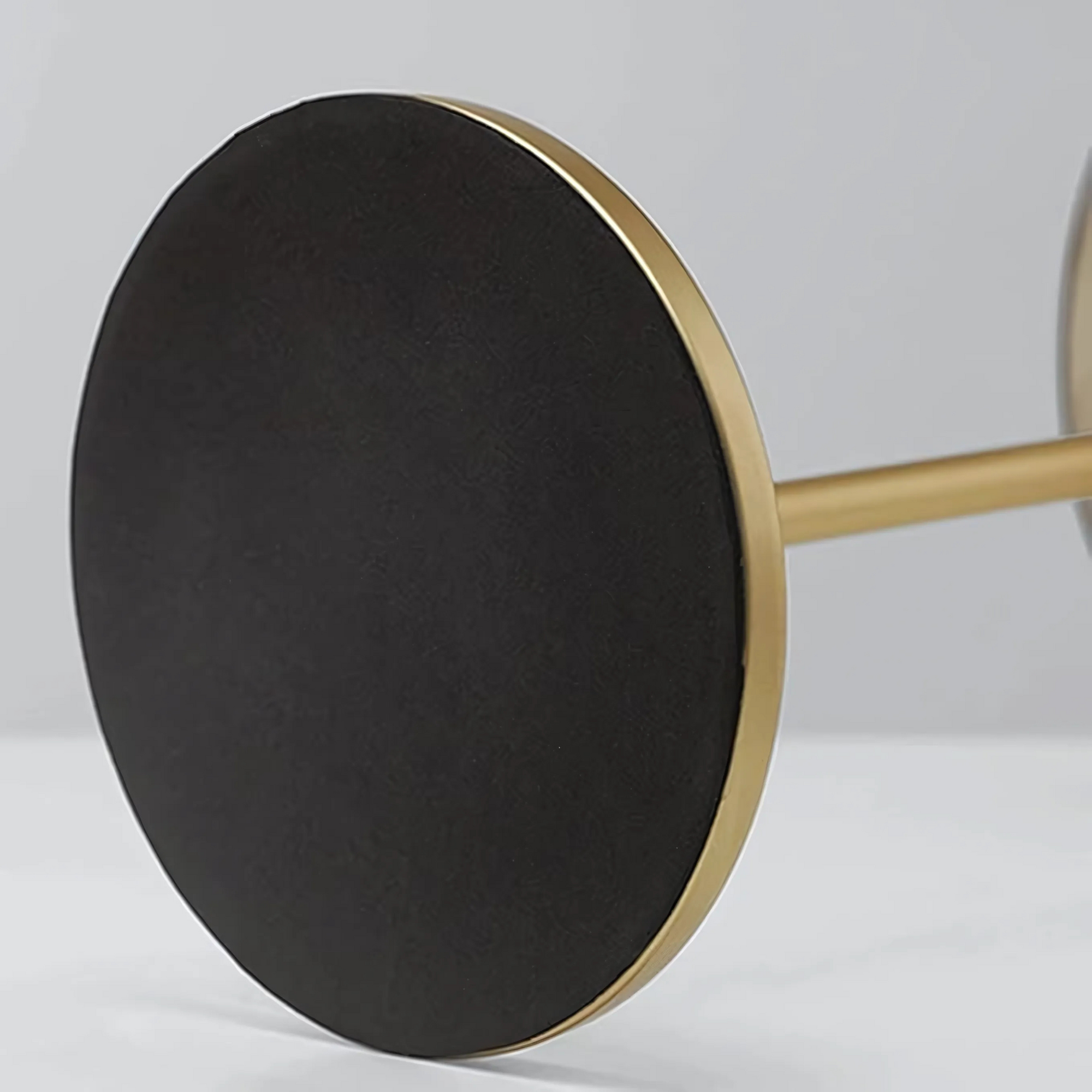 Ø 23 cm ⭥44 cm 