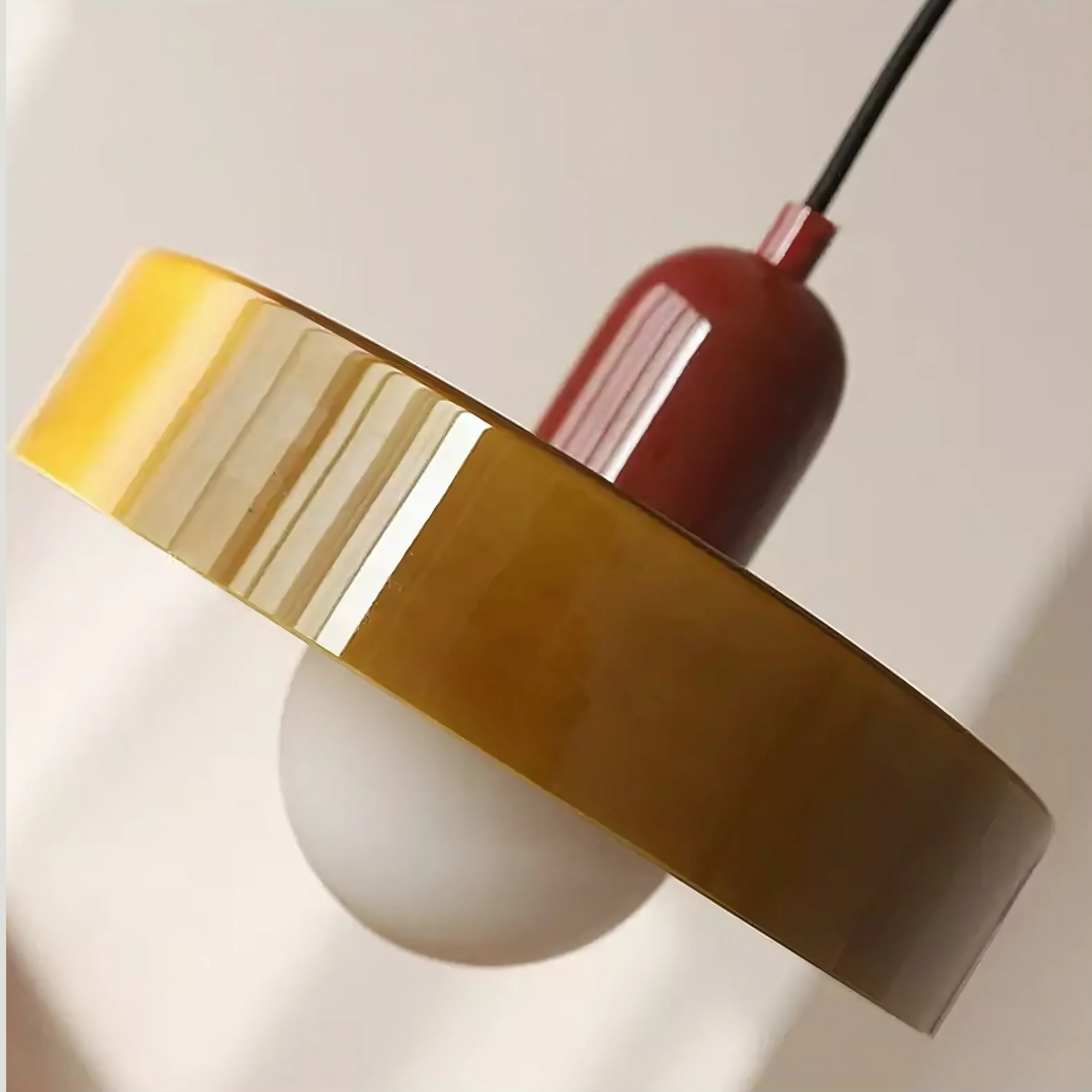 Ø 25 cm x ⭥ 20 cm - Câble ajustable jusqu’à 150 cm